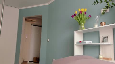 Snapshot of sasha_bell_ chatting on March 10, 2025, 7:10 am Sasha online show from March 10, 2025, 7:10 am