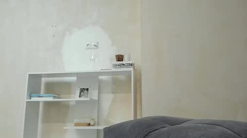 Snapshot of sasha_bell_ chatting on September 25, 2025, 2:37 am Sasha online show from September 25, 2025, 2:37 am