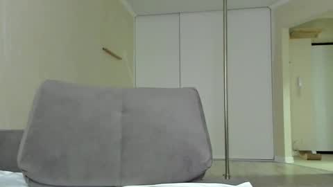 Snapshot of sasha_bell_ chatting on November 27, 2025, 6:15 am Sasha online show from November 27, 2025, 6:15 am