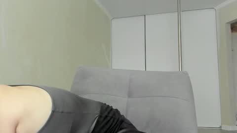 Snapshot of sasha_bell_ chatting on January 18, 2026, 6:39 am Sasha online show from January 18, 2026, 6:39 am