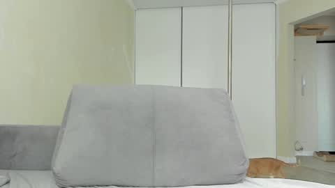 Sasha online show from May 25, 2026, 5:46 am