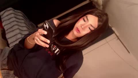 Snapshot of sasha_blade chatting on May 9, 2026, 4:12 pm Sasha online show from May 9, 2026, 4:12 pm