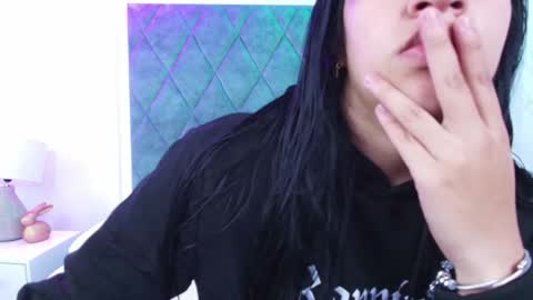 Sasha online show from November 18, 2025, 3:01 am