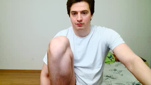 sasha_calvin online show from February 18, 2026, 7:32 pm