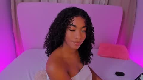 Snapshot of sasha_fox0 chatting on April 21, 2026, 1:42 am emy online show from April 21, 2026, 1:42 am