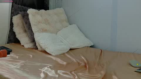 SASHA online show from April 9, 2026, 6:19 am