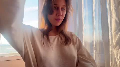 Alexandra Sasha in short online show from February 5, 2025, 9:46 am