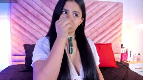 Snapshot of sasha_roldann chatting on April 20, 2026, 7:04 pm Sasha online show from April 20, 2026, 7:04 pm