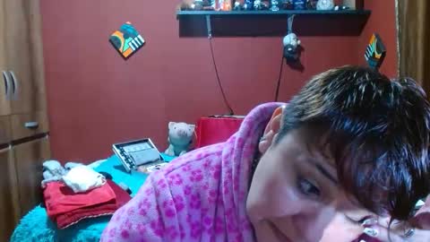 S A S H A R O S E online show from March 9, 2026, 11:58 am