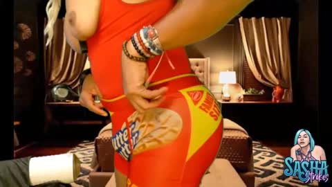 Snapshot of sashastrokes chatting on June 3, 2026, 11:10 pm MISTRESS STROKES online show from June 3, 2026, 11:10 pm