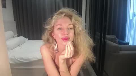 Sasha online show from March 31, 2026, 6:25 am