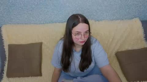 Sasha online show from April 11, 2026, 7:18 pm