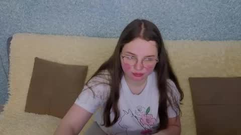 Sasha online show from April 13, 2026, 7:08 pm