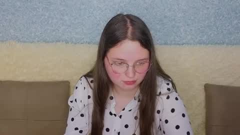 Sasha online show from April 28, 2026, 8:03 pm