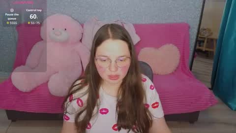 Sasha online show from May 2, 2026, 7:41 pm