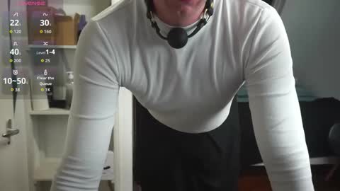 Snapshot of sashkasuka chatting on April 7, 2026, 6:52 pm sashkasuka online show from April 7, 2026, 6:52 pm