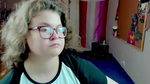 .Alexandra online show from September 8, 2025, 9:14 pm