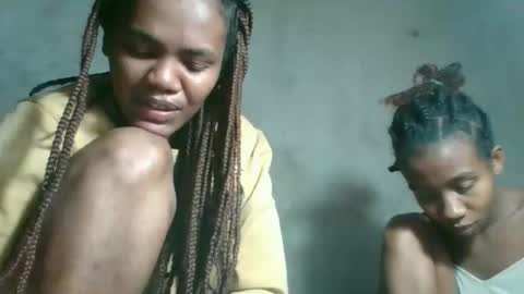 sasivia08 online show from February 12, 2026, 9:37 am