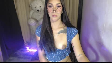  HERA  online show from April 8, 2026, 9:37 pm