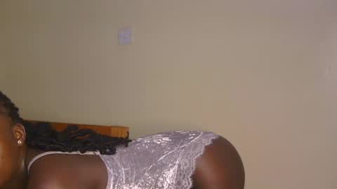 Snapshot of sassyleila chatting on July 2, 2026, 11:55 pm sexxy one online show from July 2, 2026, 11:55 pm