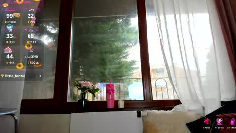 sassyt33n online show from March 19, 2026, 9:13 am