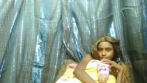 Snapshot of sassyxindian chatting on April 24, 2026, 12:46 am sassyxindian online show from April 24, 2026, 12:46 am