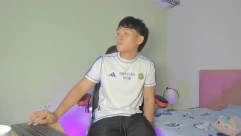 Snapshot of sasuke_uchiha12 chatting on March 6, 2025, 1:14 pm Evans Williams online show from March 6, 2025, 1:14 pm