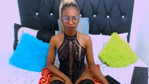 sasyylissaa online show from March 3, 2026, 7:53 pm