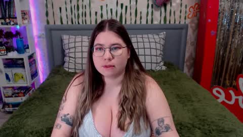 Snapshot of satosugu chatting on April 2, 2026, 11:13 pm Stacy online show from April 2, 2026, 11:13 pm