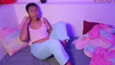 saturno_vibes online show from February 19, 2026, 7:59 am