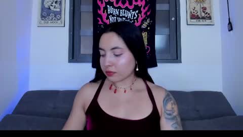 Snapshot of saucy_zaren chatting on August 2, 2026, 10:41 pm Zaren online show from August 2, 2026, 10:41 pm