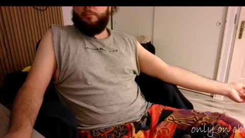 Snapshot of saucybonjo chatting on January 2, 2025, 2:11 am Ben online show from January 2, 2025, 2:11 am