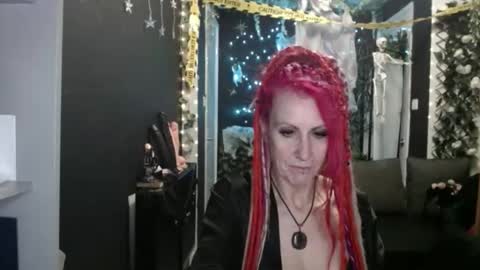 SaucySky online show from October 19, 2025, 8:31 pm