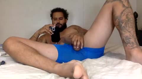 Snapshot of savagebullxxx chatting on July 25, 2026, 3:26 am savagebullxxx online show from July 25, 2026, 3:26 am