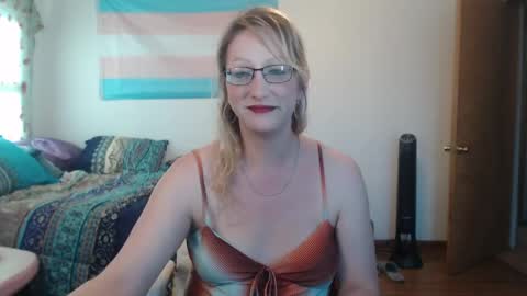 Savanah online show from May 29, 2026, 9:35 pm