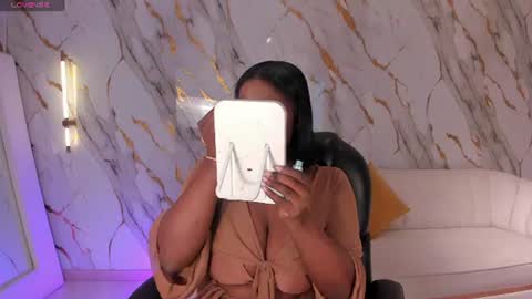 Snapshot of savannahstorm_ chatting on July 3, 2026, 11:49 am S a v a n n a h online show from July 3, 2026, 11:49 am