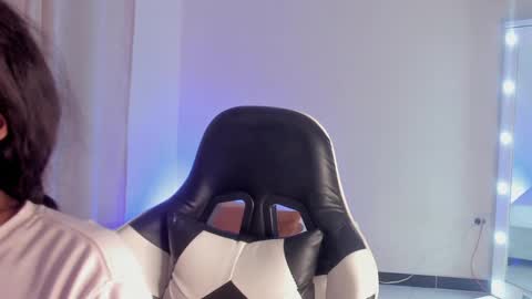 Savannahwildee online show from February 14, 2025, 11:31 am