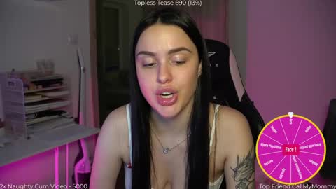 Naomi online show from March 25, 2026, 5:30 pm