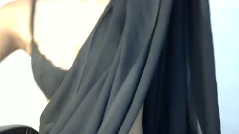 Snapshot of saxee_love chatting on January 12, 2025, 8:25 pm saxee online show from January 12, 2025, 8:25 pm