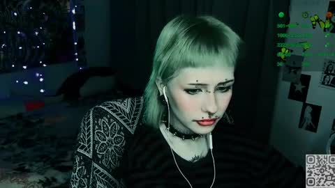 pronoun she. name Mary. age 21. online show from March 30, 2026, 11:17 pm