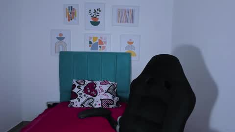 sayd_23 online show from March 9, 2025, 2:18 am