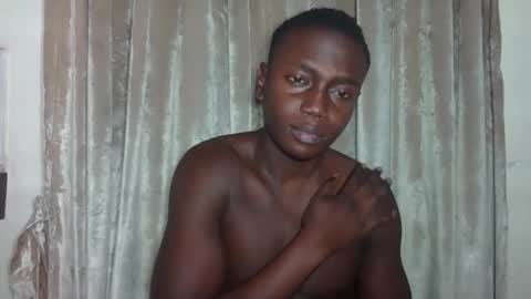 saylich online show from February 19, 2026, 12:28 am