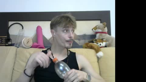 Snapshot of scaleslayer chatting on January 16, 2025, 7:52 pm Mike online show from January 16, 2025, 7:52 pm