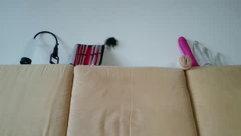 Snapshot of scaleslayer chatting on February 14, 2025, 9:56 am Mike online show from February 14, 2025, 9:56 am