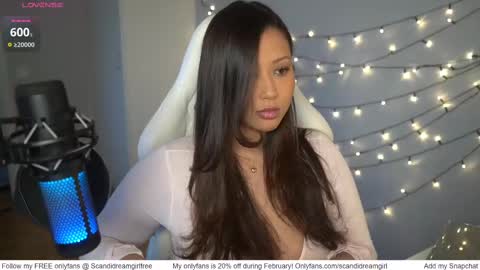 Snapshot of scandidreamgirl chatting on March 4, 2025, 3:37 pm Cara online show from March 4, 2025, 3:37 pm