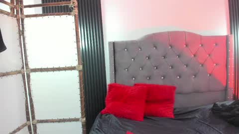 scarbadgirl_ online show from June 3, 2026, 3:42 am