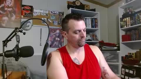 Snapshot of scarecrow2wm chatting on October 26, 2025, 9:42 pm Kent Clark online show from October 26, 2025, 9:42 pm