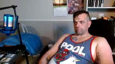 Snapshot of scarecrow2wm chatting on June 18, 2026, 2:21 pm Kent Clark online show from June 18, 2026, 2:21 pm