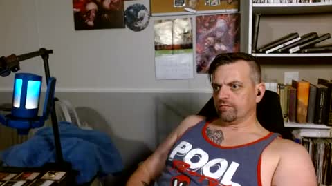Snapshot of scarecrow2wm chatting on June 22, 2026, 2:46 am Kent Clark online show from June 22, 2026, 2:46 am