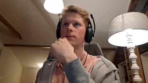 Scarjoris online show from October 2, 2025, 7:54 pm